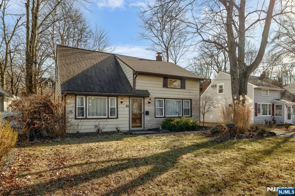 Homes for sale in West Orange, NJ | 41 Hunterdon Rd, West Orange, NJ 07052 | MLS# 25042839