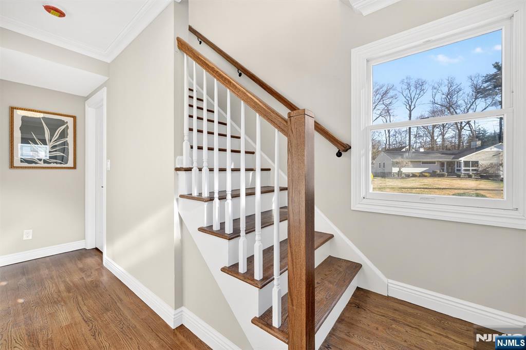 Homes for sale in Oakland, NJ | 39 Andrew Ave, Oakland, NJ 07436 | MLS# 25042904