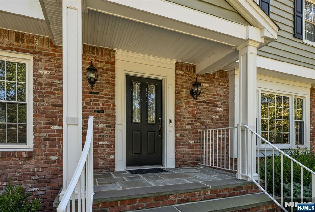 Homes for sale in Wayne, NJ | 525 Pines Lake Dr, Wayne, NJ 07470 | MLS# 25042906