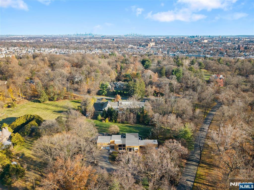 Homes for sale in West Orange, NJ | 41 Park Way, West Orange, NJ 07052 | MLS# 25042932