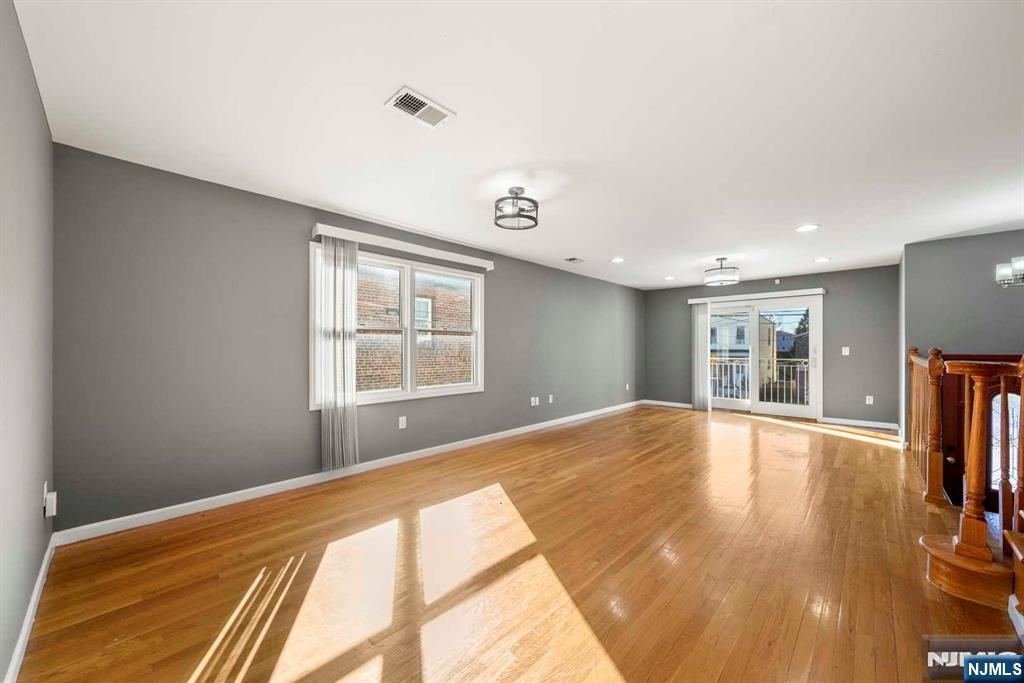 Homes for sale in Fairview, NJ | 465b Cliff St #B, Fairview, NJ 07022 | MLS# 25043017