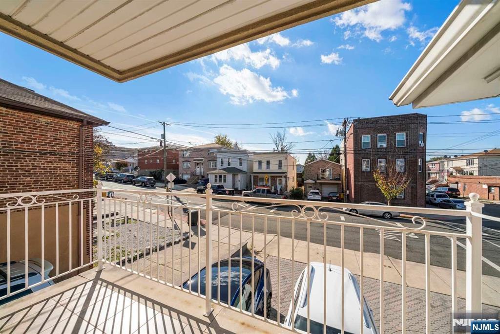 Homes for sale in Fairview, NJ | 465B Cliff St #B, Fairview, NJ 07022 | MLS# 25043017