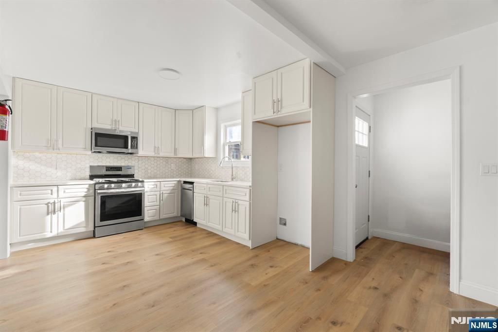 Homes for sale in Newark, NJ | 392 Clinton Pl, Newark, NJ 07112 | MLS# 25043026