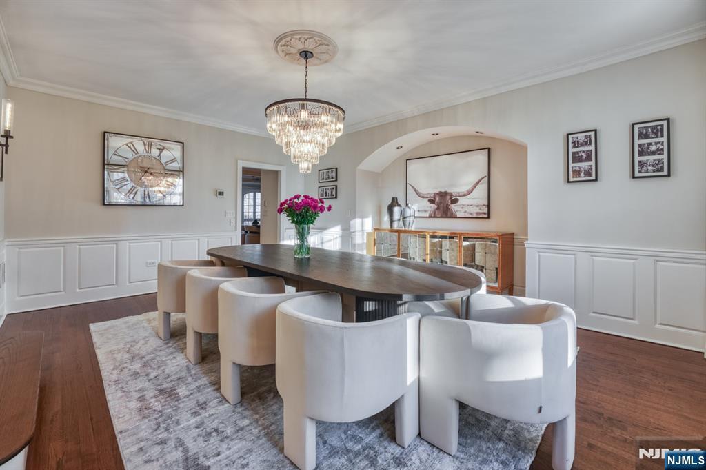 Homes for sale in North Caldwell, NJ | 54 Hamilton Dr, North Caldwell, NJ 07006 | MLS# 25043058