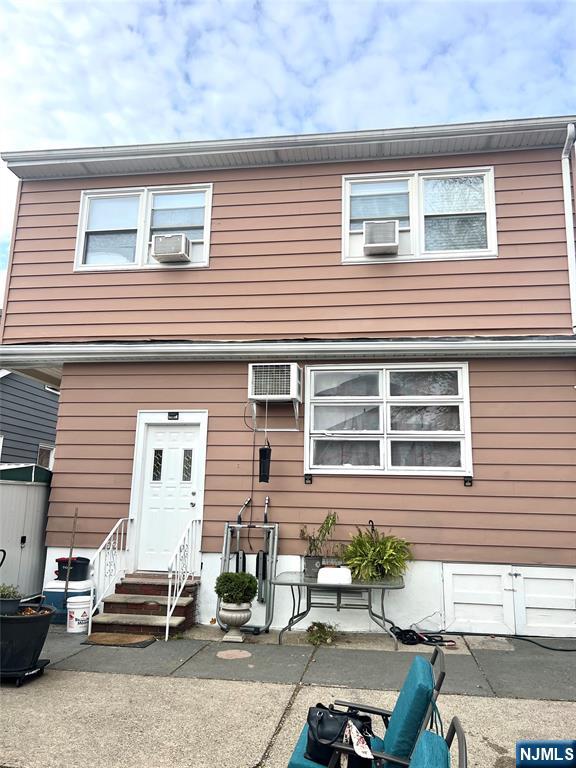 Homes for sale in Totowa, NJ | 20 Elizabeth Pl, Totowa, NJ 07512 | MLS# 25043065