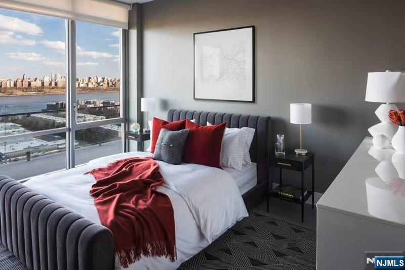 320 Adolphus Avenue, Cliffside Park, NJ, 07010