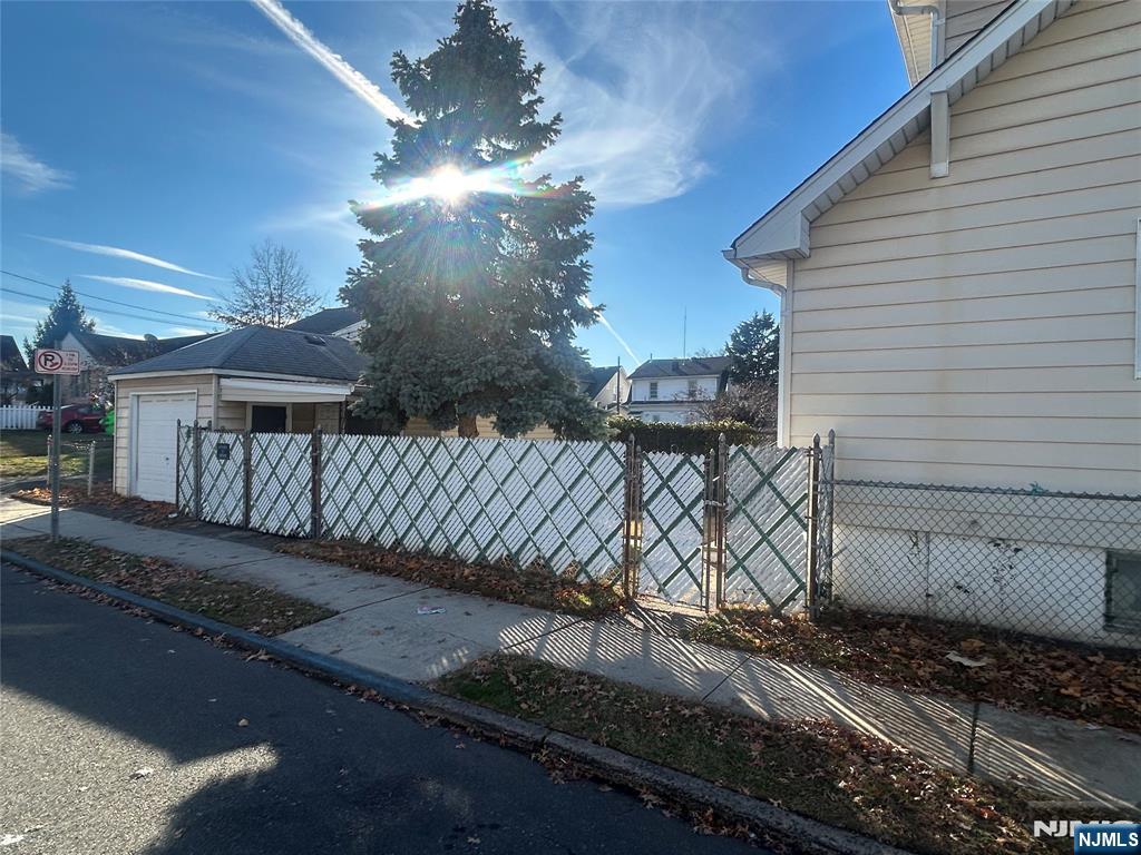 Homes for sale in Paterson, NJ | 98 Dundee Ave, Paterson, NJ 07503 | MLS# 25043105