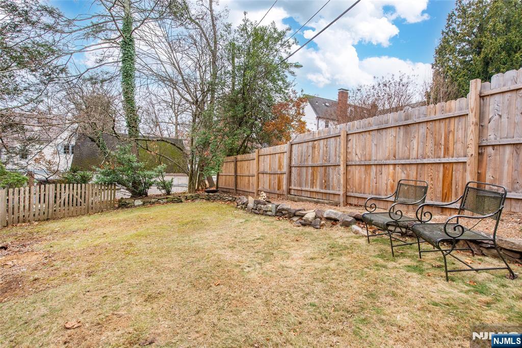 Homes for sale in Montclair, NJ | 158 Mountain Ave, Montclair, NJ 07042 | MLS# 25043106