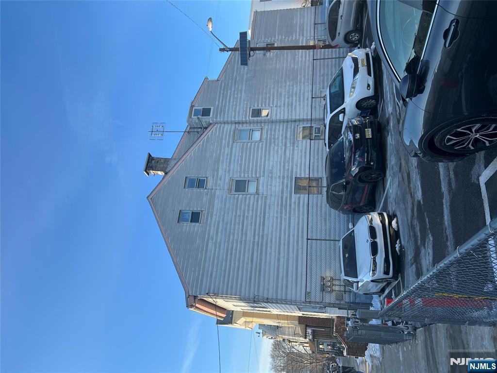 Homes for sale in Newark, NJ | 195 Walnut St, Newark, NJ 07105 | MLS# 25043120