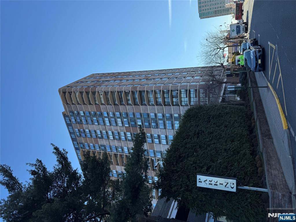 Homes for sale in Cliffside Park, NJ | 770 Anderson Ave #9F, Cliffside Park, NJ 07010 | MLS# 25043126