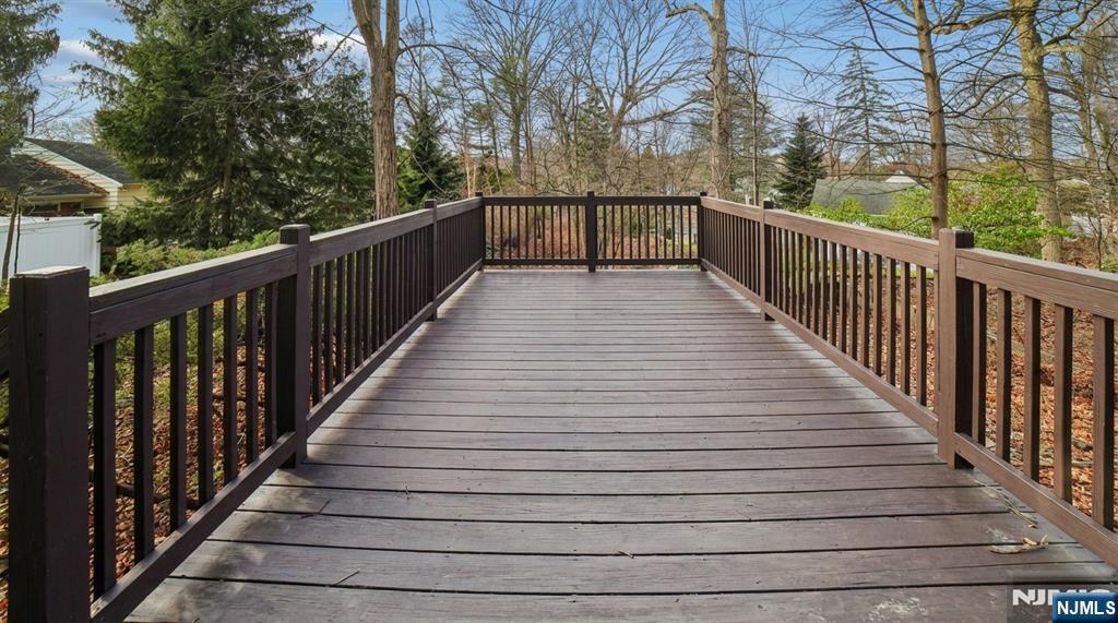 Homes for sale in West Orange, NJ | 45 Blackburne Ter, West Orange, NJ 07052 | MLS# 25043149