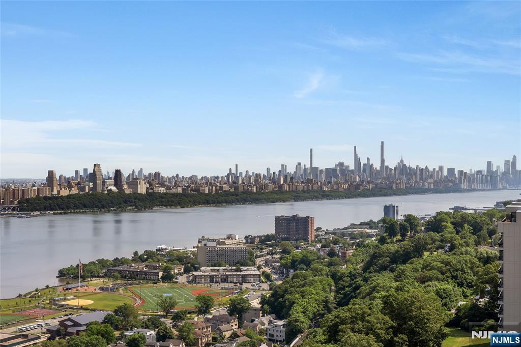 Homes for sale in Fort Lee, NJ | 5 Horizon Rd #403, Fort Lee, NJ 07024 | MLS# 25043240