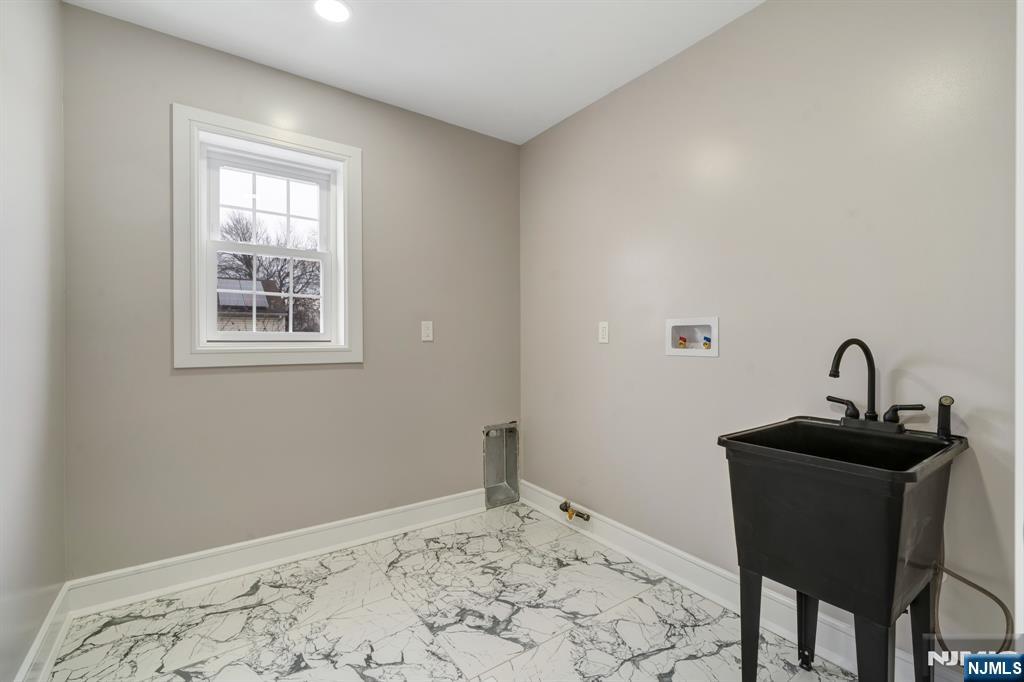 Homes for sale in Rochelle Park, NJ | 83 Madison Ave, Rochelle Park, NJ 07662 | MLS# 25043261