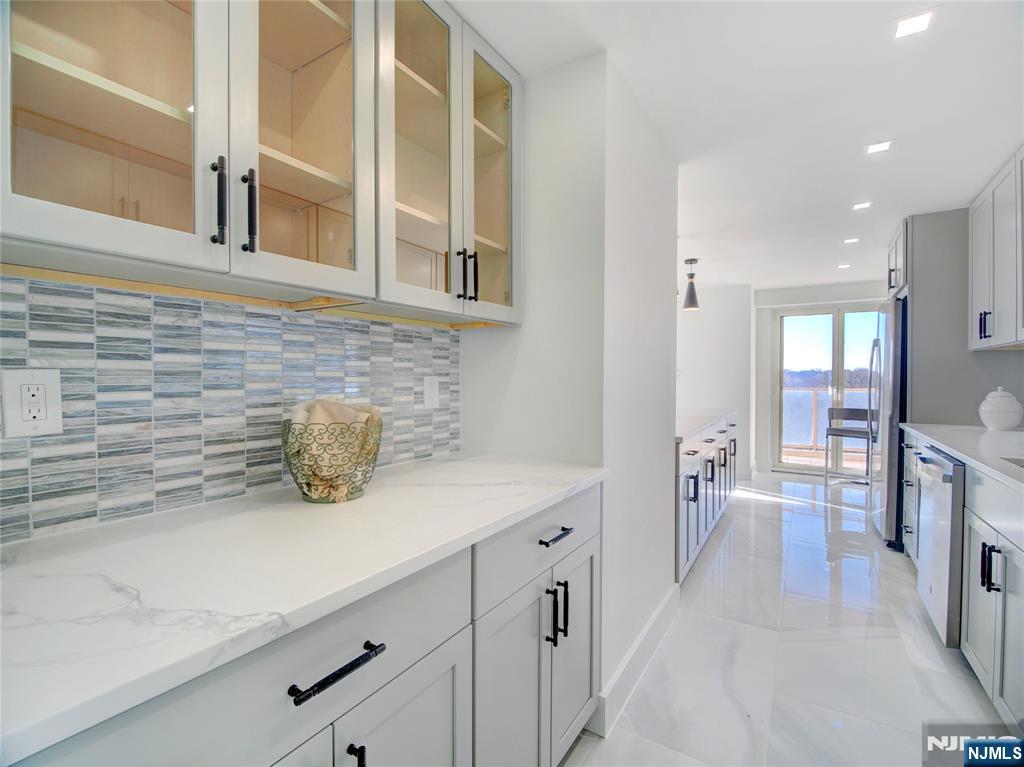 Homes for sale in East Orange, NJ | 377 S Harrison St #9L, East Orange, NJ 07018 | MLS# 25043294