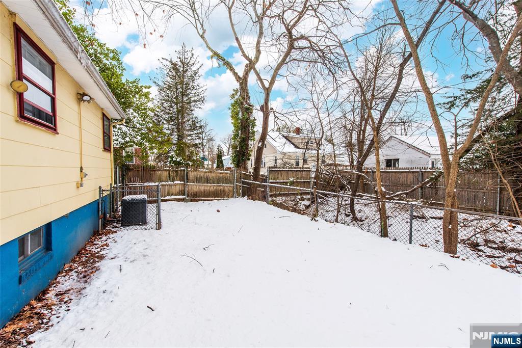 Homes for sale in Bergenfield, NJ | 14 Hudson St, Bergenfield, NJ 07621 | MLS# 25043308