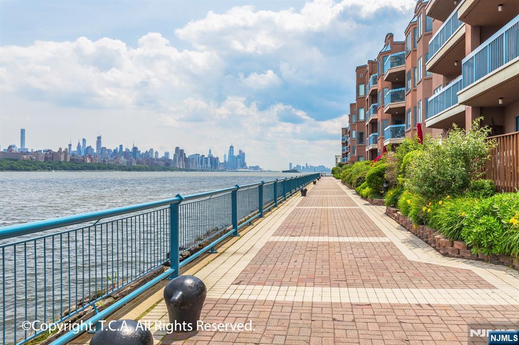 Homes for sale in Edgewater, NJ | 403 Livingston Ct #N403, Edgewater, NJ 07020 | MLS# 25043324