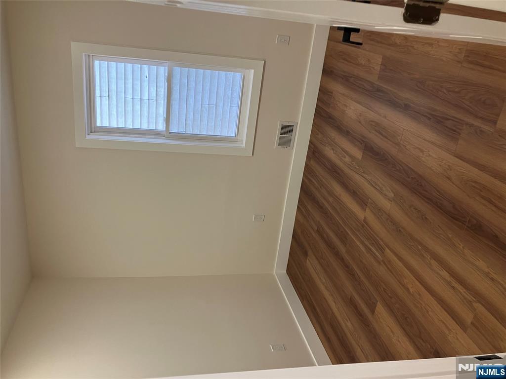 Homes for sale in Newark, NJ | 445 17Th St, Newark, NJ 07103 | MLS# 25043329