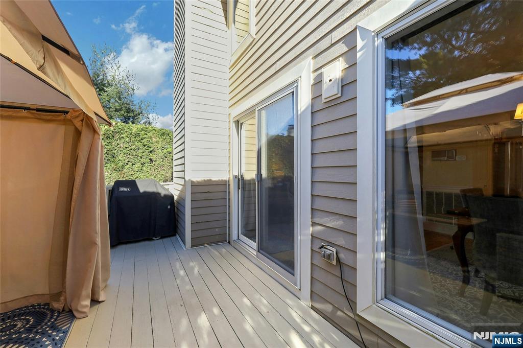 Homes for sale in Wayne, NJ | 10 Greenup Ct, Wayne, NJ 07470 | MLS# 25043345