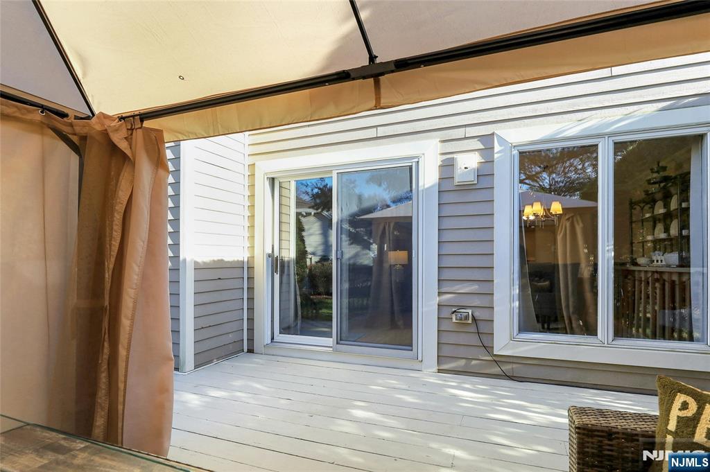 Homes for sale in Wayne, NJ | 10 Greenup Ct, Wayne, NJ 07470 | MLS# 25043345