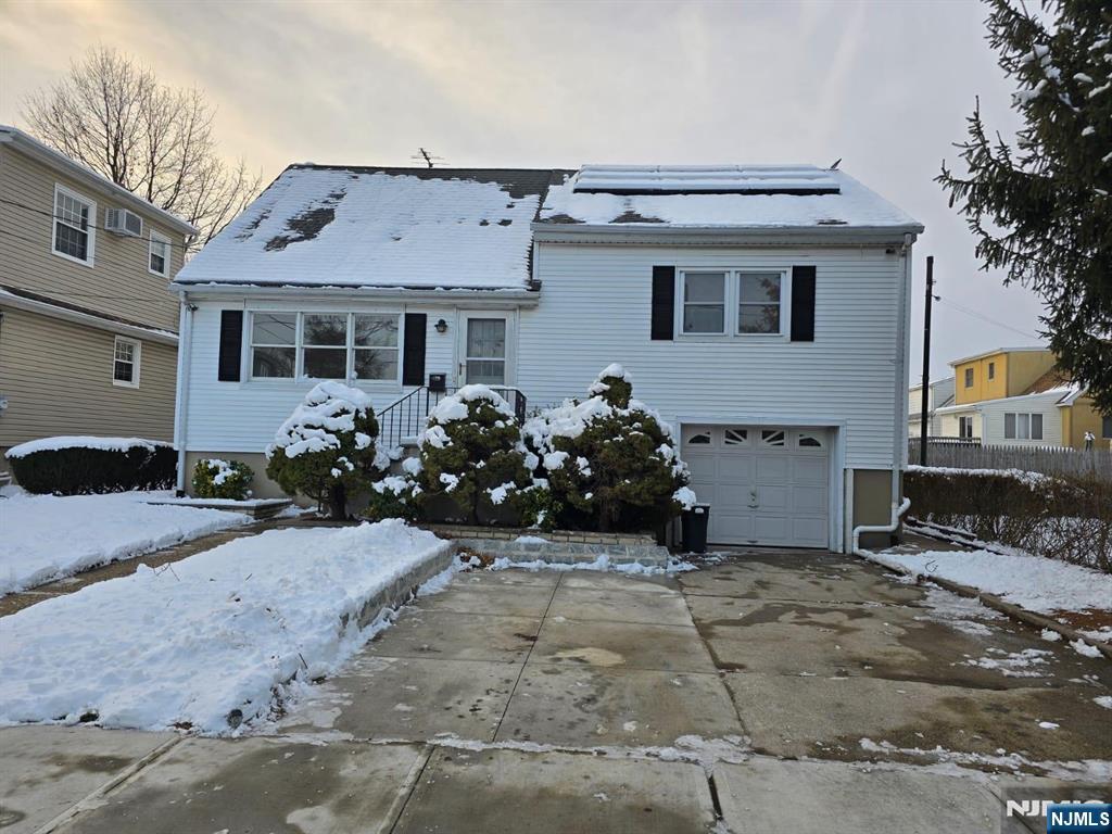 Homes for sale in Little Ferry, NJ | 53 Petersilge Dr, Little Ferry, NJ 07643 | MLS# 25043359