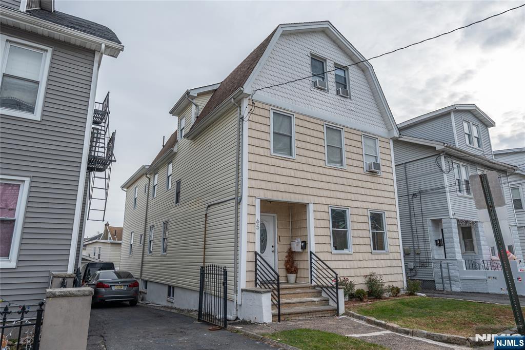 Homes for sale in Bloomfield, NJ | 65 Grove St, Bloomfield, NJ 07003 | MLS# 25043378