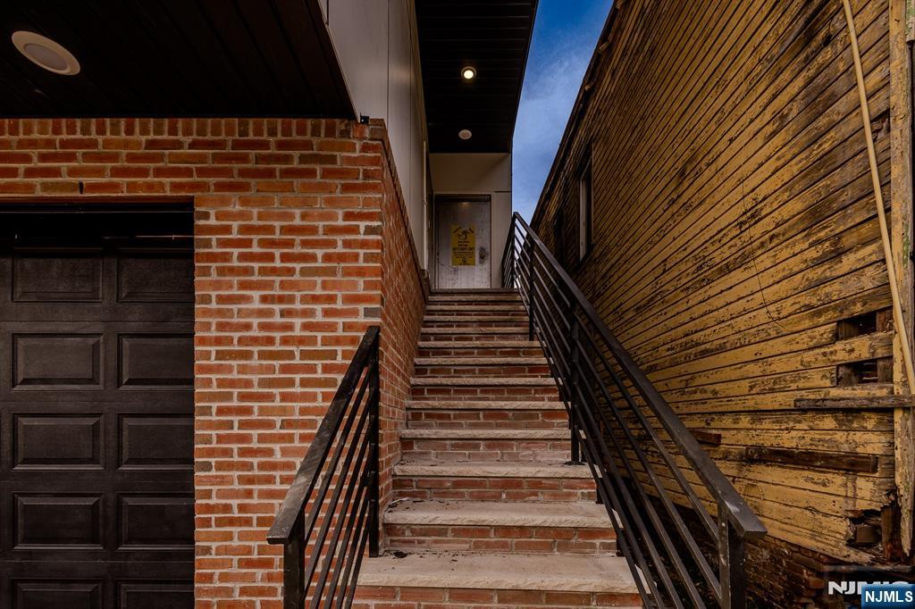 Homes for sale in Newark, NJ | 29 Kent St, Newark, NJ 07108 | MLS# 25043381