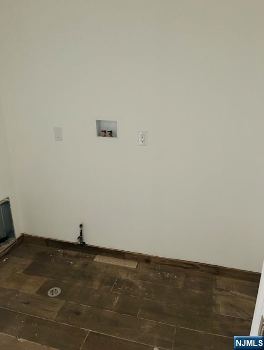 Homes for sale in Elmwood Park, NJ | 180 Philip Ave, Elmwood Park, NJ 07407 | MLS# 25043442