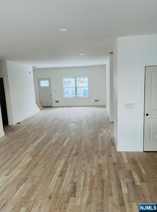 Homes for sale in Elmwood Park, NJ | 180 Philip Ave, Elmwood Park, NJ 07407 | MLS# 25043442