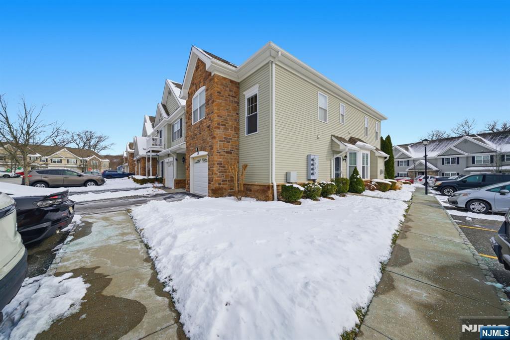 Homes for sale in Wanaque, NJ | 23 Dogwood Ln, Wanaque, NJ 07420 | MLS# 25043460