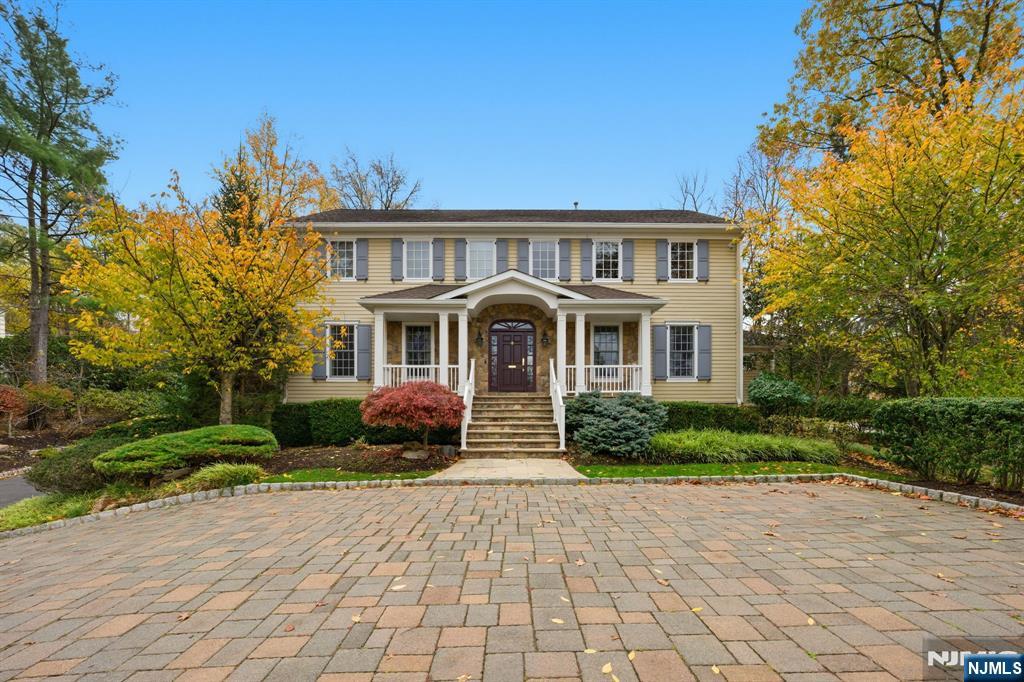 $2,599,000 Colonial