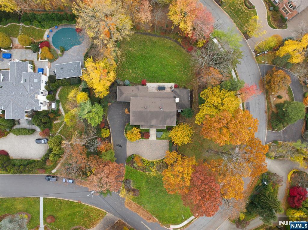 Homes for sale in Tenafly, NJ | 91 Tekening Dr, Tenafly, NJ 07670 | MLS# 25043542