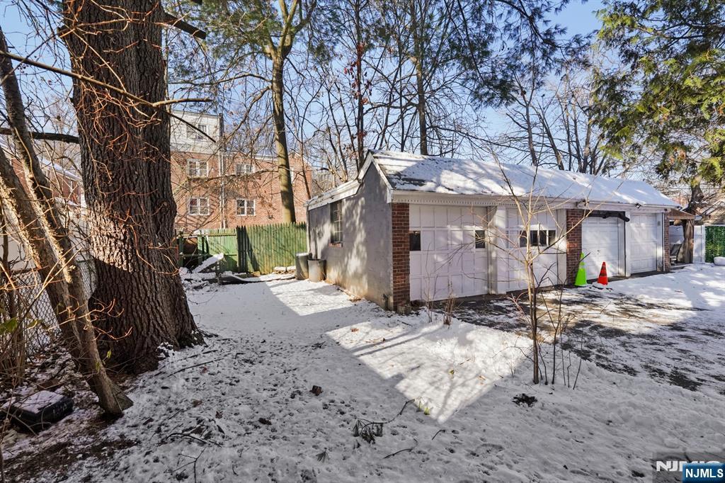 Homes for sale in Newark, NJ | 191 Midland Pl, Newark, NJ 07106 | MLS# 25043600