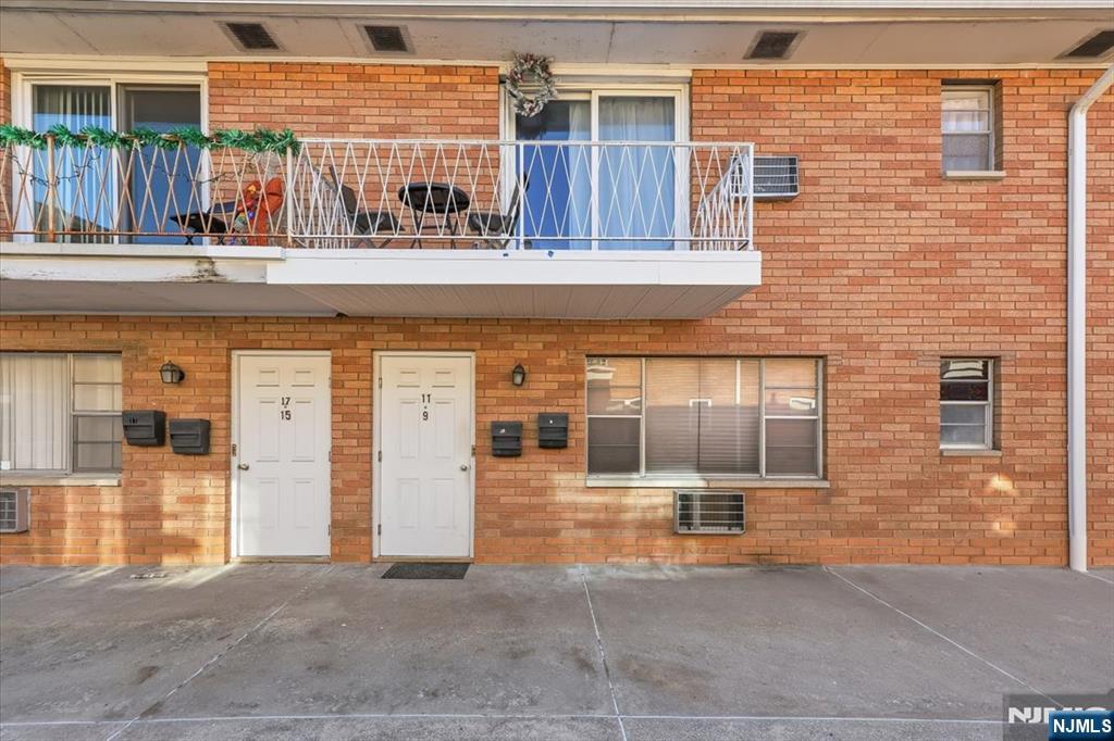 Homes for sale in Ridgefield Park, NJ | 435 Teaneck Rd #11, Ridgefield Park, NJ 07660 | MLS# 25043602