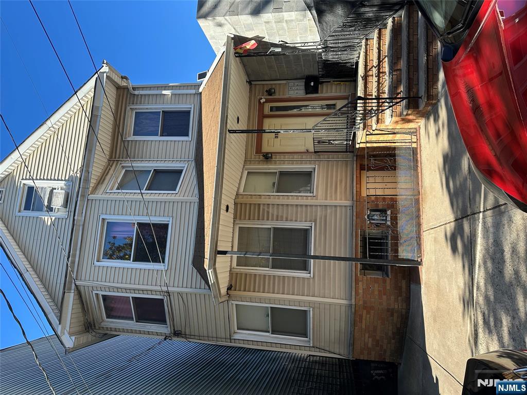 Homes for sale in Newark, NJ | 31 Read, Newark, NJ 07105 | MLS# 25043613