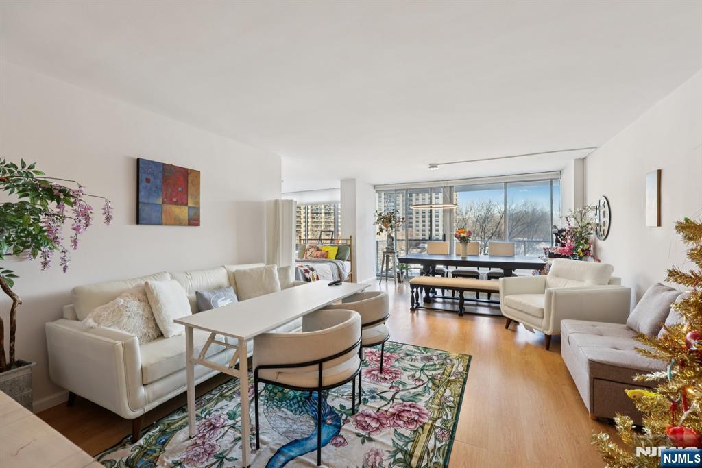 Homes for sale in Verona, NJ | 1 Claridge Dr #503, Verona, NJ 07044 | MLS# 25043682