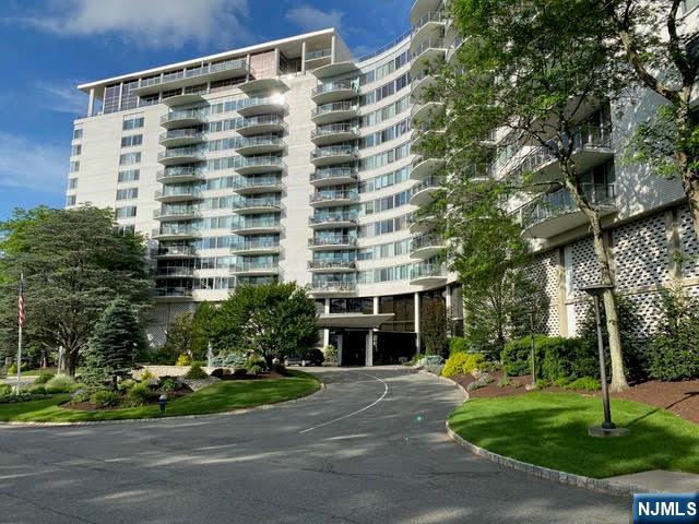 Homes for sale in Verona, NJ | 1 Claridge Dr #503, Verona, NJ 07044 | MLS# 25043682