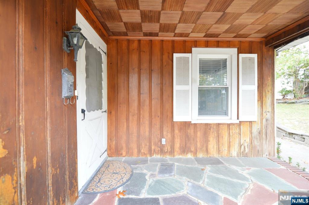 Homes for sale in New Milford, NJ | 507 James St, New Milford, NJ 07646 | MLS# 25043692