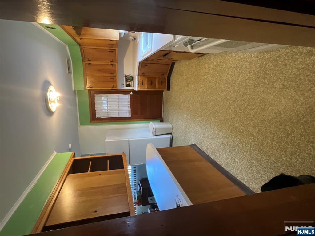 Homes for sale in Lyndhurst, NJ | 219 Copeland Ave, Lyndhurst, NJ 07071 | MLS# 25043704