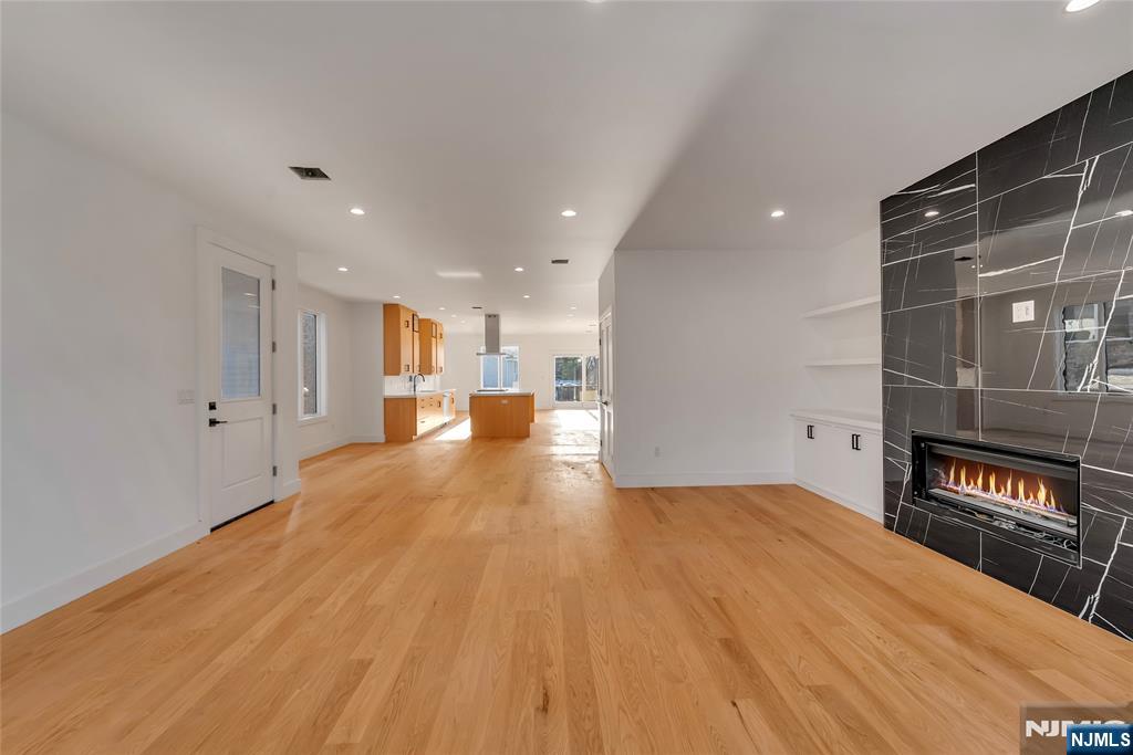 Homes for sale in Fort Lee, NJ | 432 Stillwell Ave #B, Fort Lee, NJ 07024 | MLS# 25043733