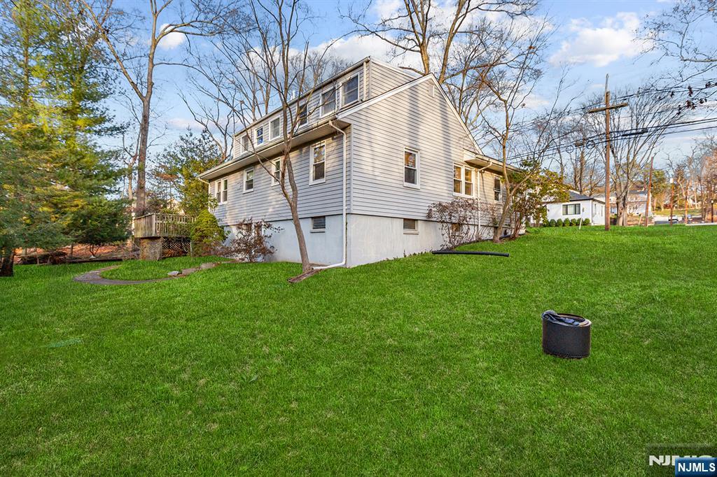 Homes for sale in Haworth, NJ | 124 Valley Rd, Haworth, NJ 07641 | MLS# 25043737