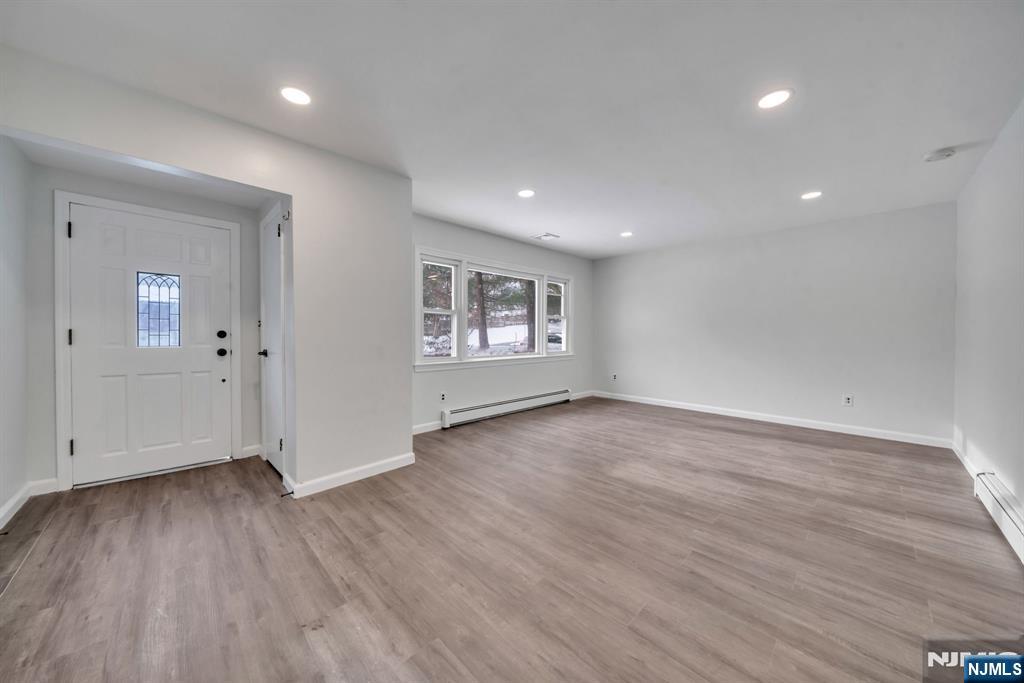 Homes for sale in Norwood, NJ | 231 Hudson Ave, Norwood, NJ 07648 | MLS# 25043790