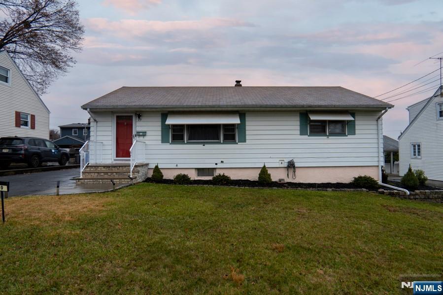 Homes for sale in Clifton, NJ | 89 Susan Ct, Clifton, NJ 07012 | MLS# 25043822