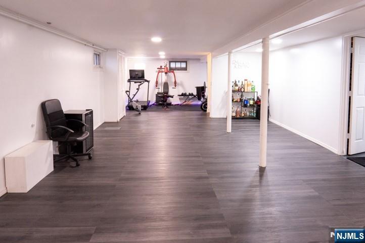 Homes for sale in Clifton, NJ | 89 Susan Ct, Clifton, NJ 07012 | MLS# 25043822