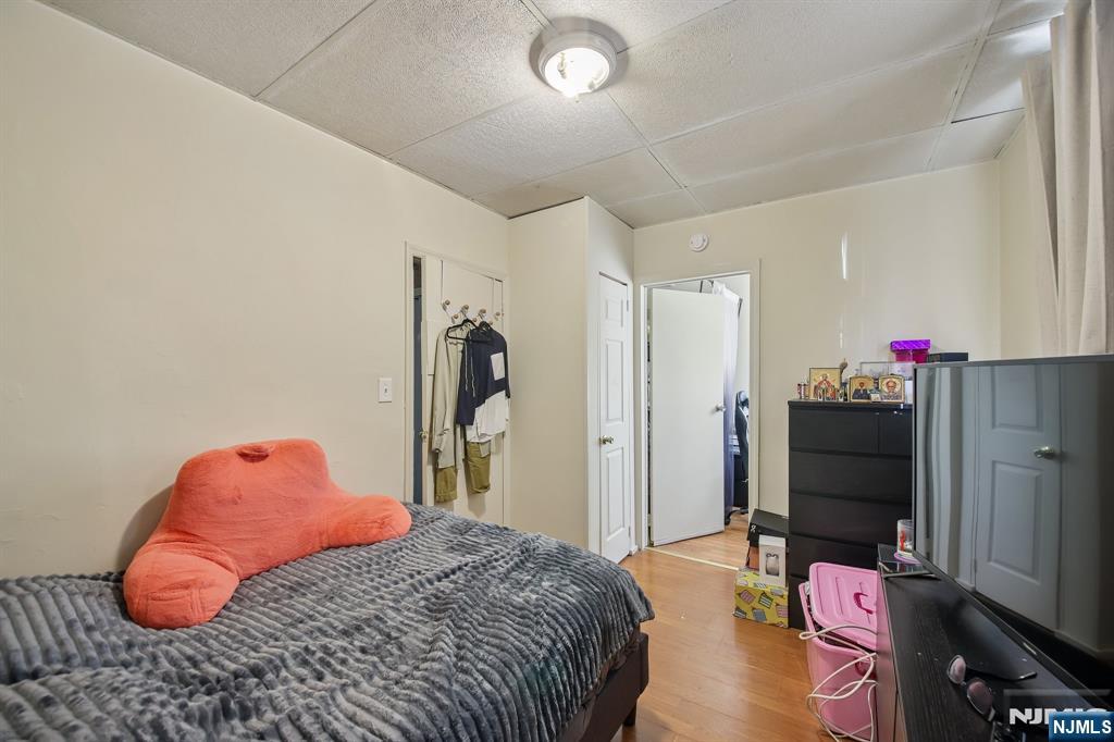 17 Myrtle Avenue