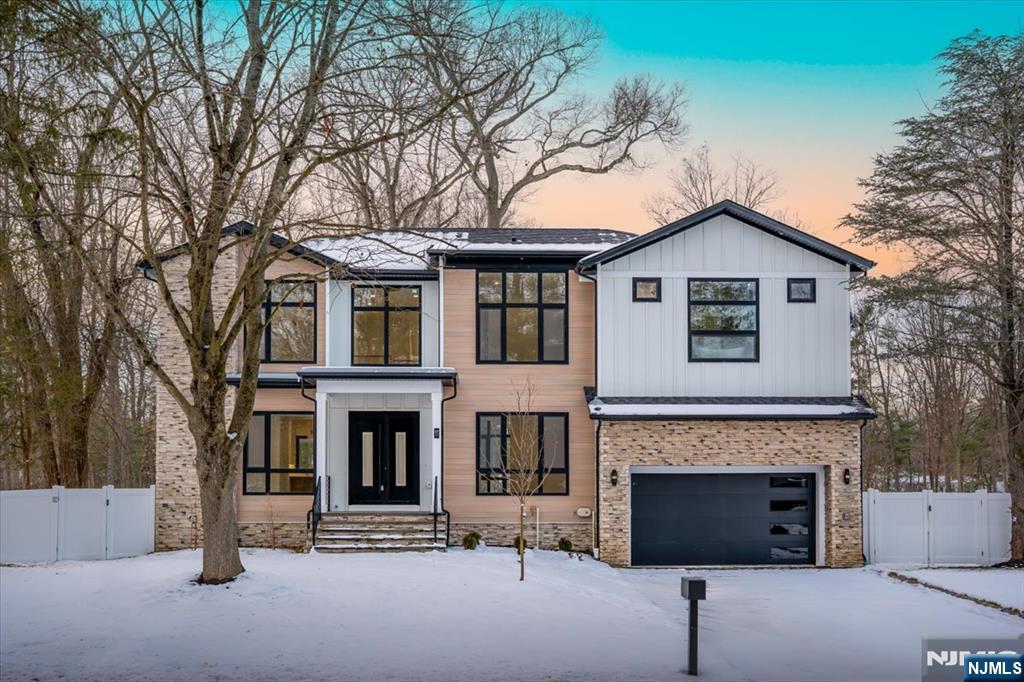 Homes for sale in Livingston, NJ | 83 Falcon Rd, Livingston, NJ 07039 | MLS# 25043993