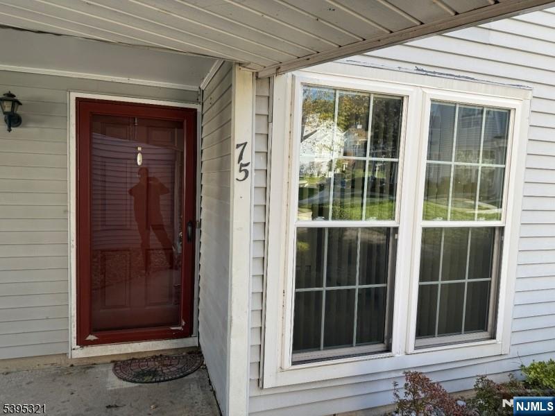 Homes for sale in Lincoln Park Borough, NJ | 75 Homestead Ln, Lincoln Park Borough, NJ 07035 | MLS# 25044085