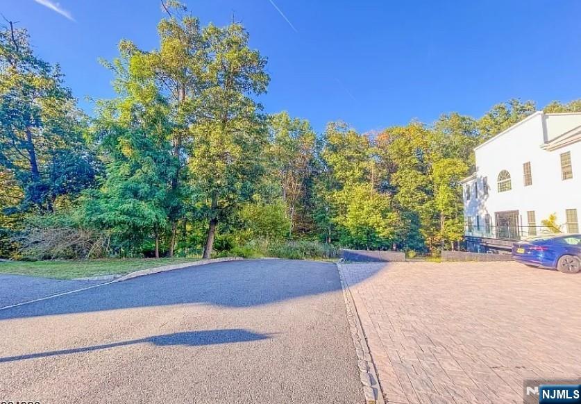 Homes for sale in West Orange, NJ | 1 Bachman Ter, West Orange, NJ 07052 | MLS# 25044144