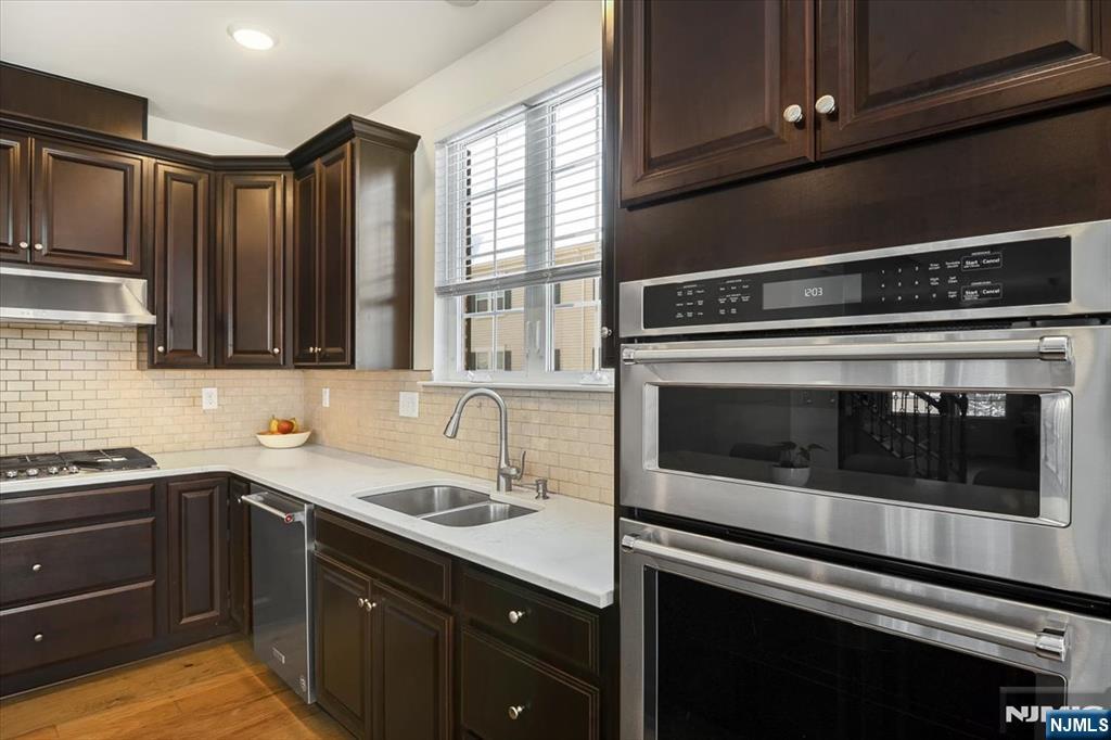 Homes for sale in Fair Lawn, NJ | 55 Landmark Ln, Fair Lawn, NJ 07410 | MLS# 26000111