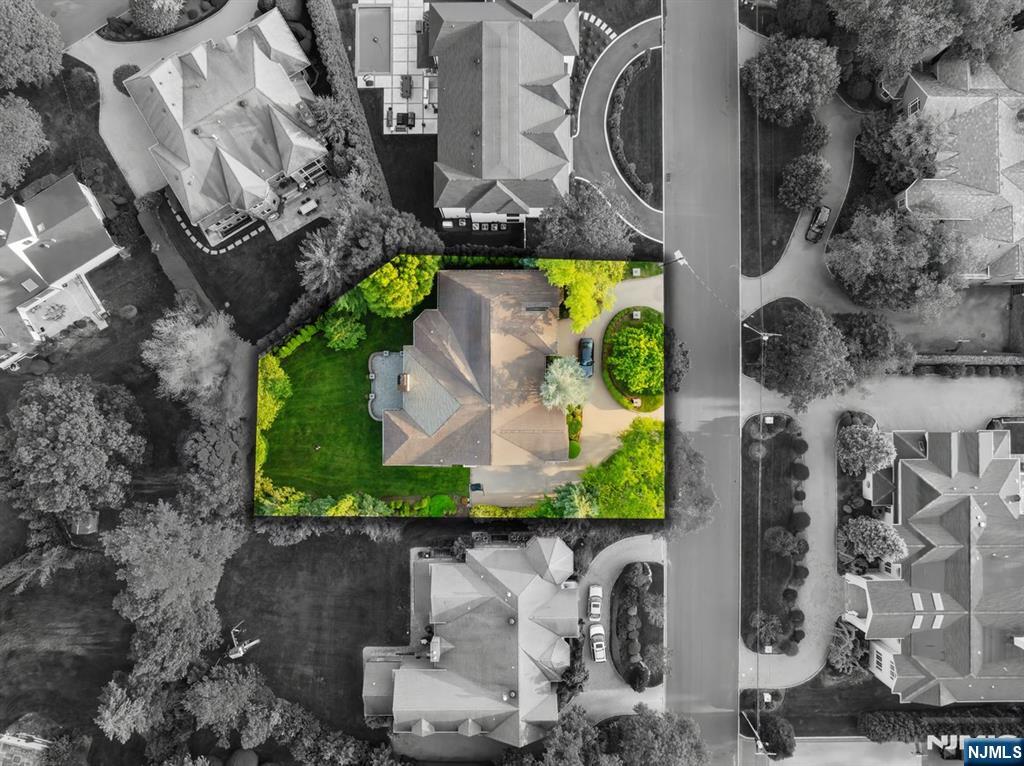 Homes for sale in Englewood Cliffs, NJ | 71 Roberts, Englewood Cliffs, NJ 07632 | MLS# 26000116