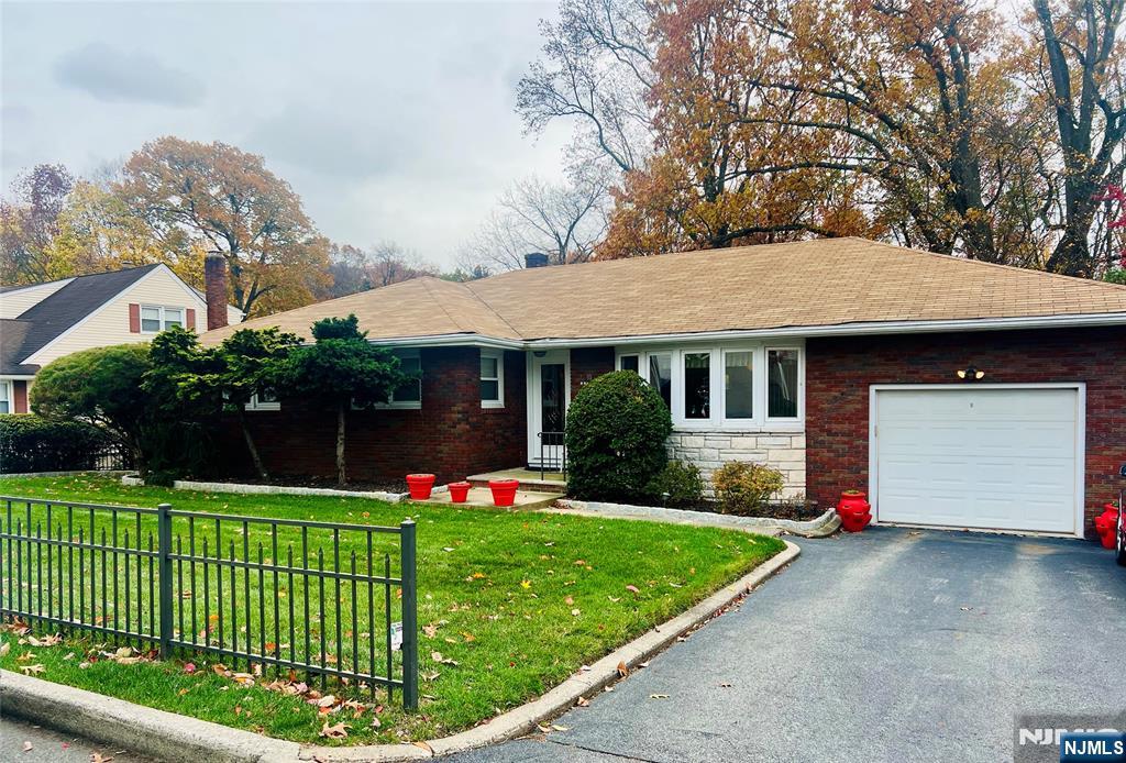 Homes for sale in Woodland Park, NJ | 93 Woodrow Ave, Woodland Park, NJ 07424 | MLS# 26000232